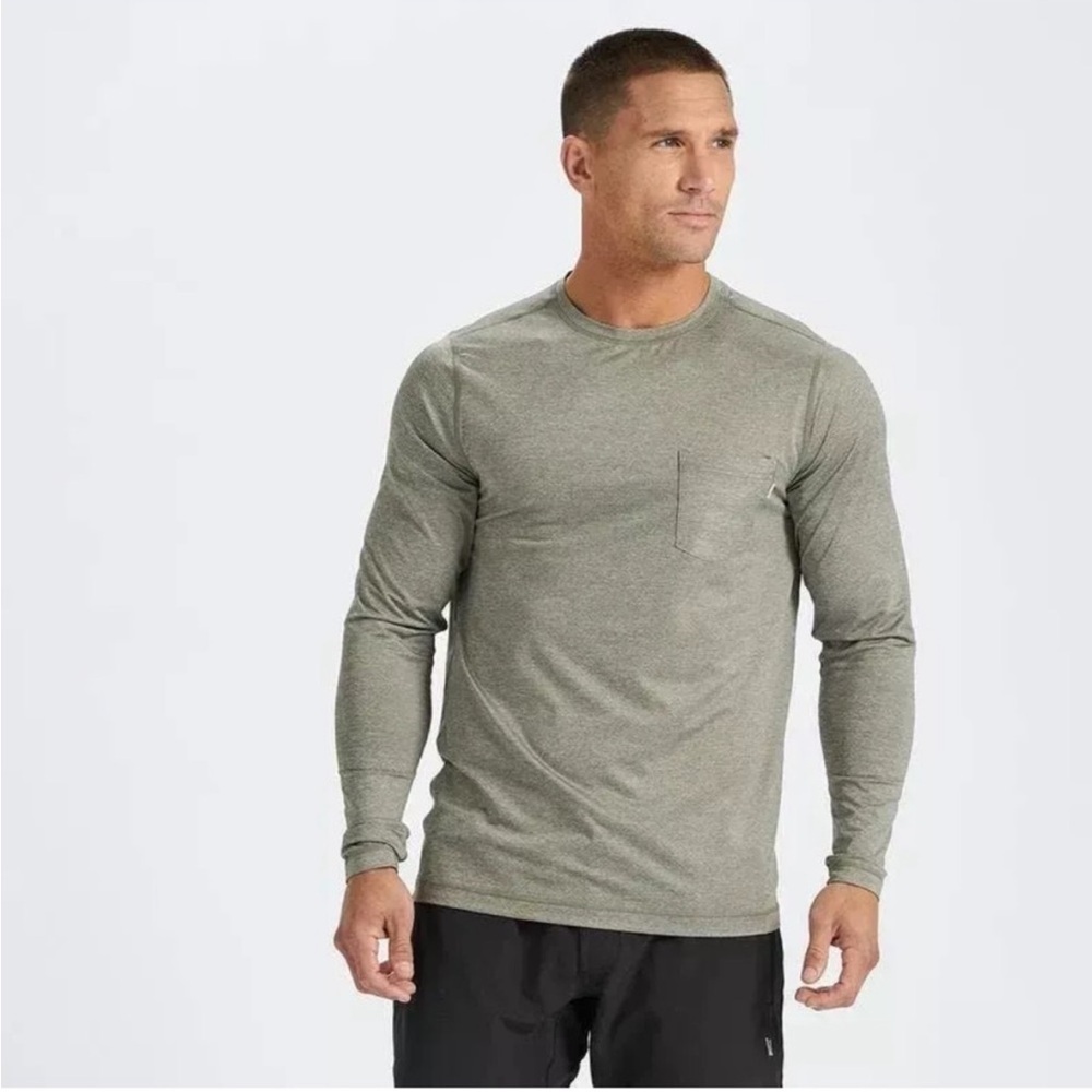 VUORI Army Green Tradewind Long Sleeve Crewneck T-Shirt w/ Pocket Men's Small